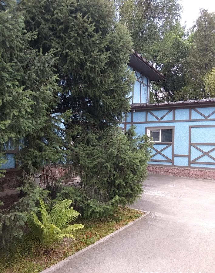Resident Hotel Алматы Экстерьер фото